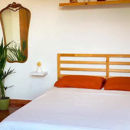 Δωμάτια σε οικογενειακή κατοικία Coliving Together Gargano *